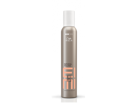WELLA Švelnios Purinamosios Plaukų Putos Wella Eimi Natural Volume 300 ml